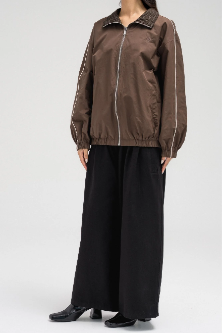 Sporty bomber jacket