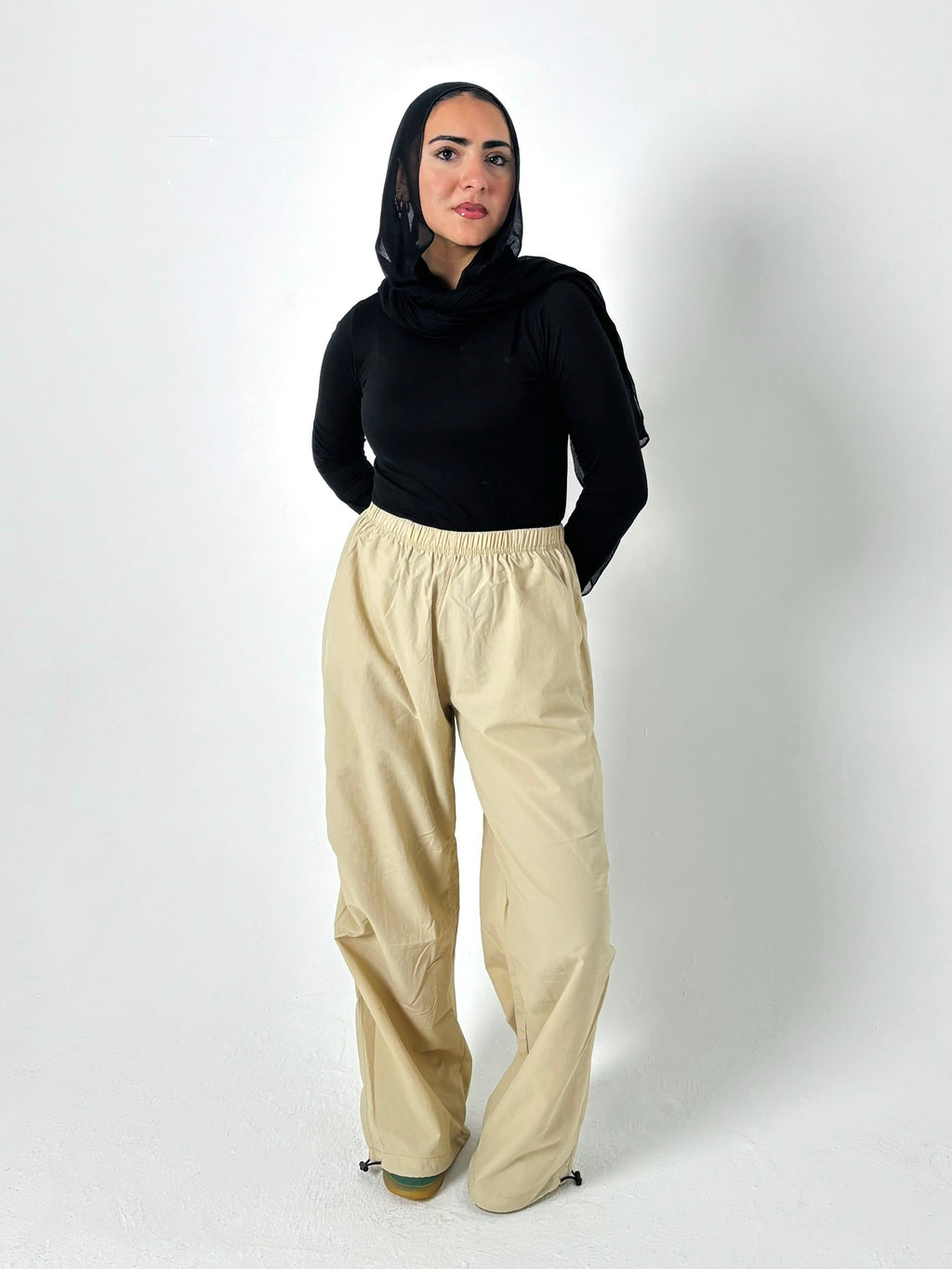 Parachute Elastic Leg Pants Beige