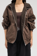 Sporty bomber jacket