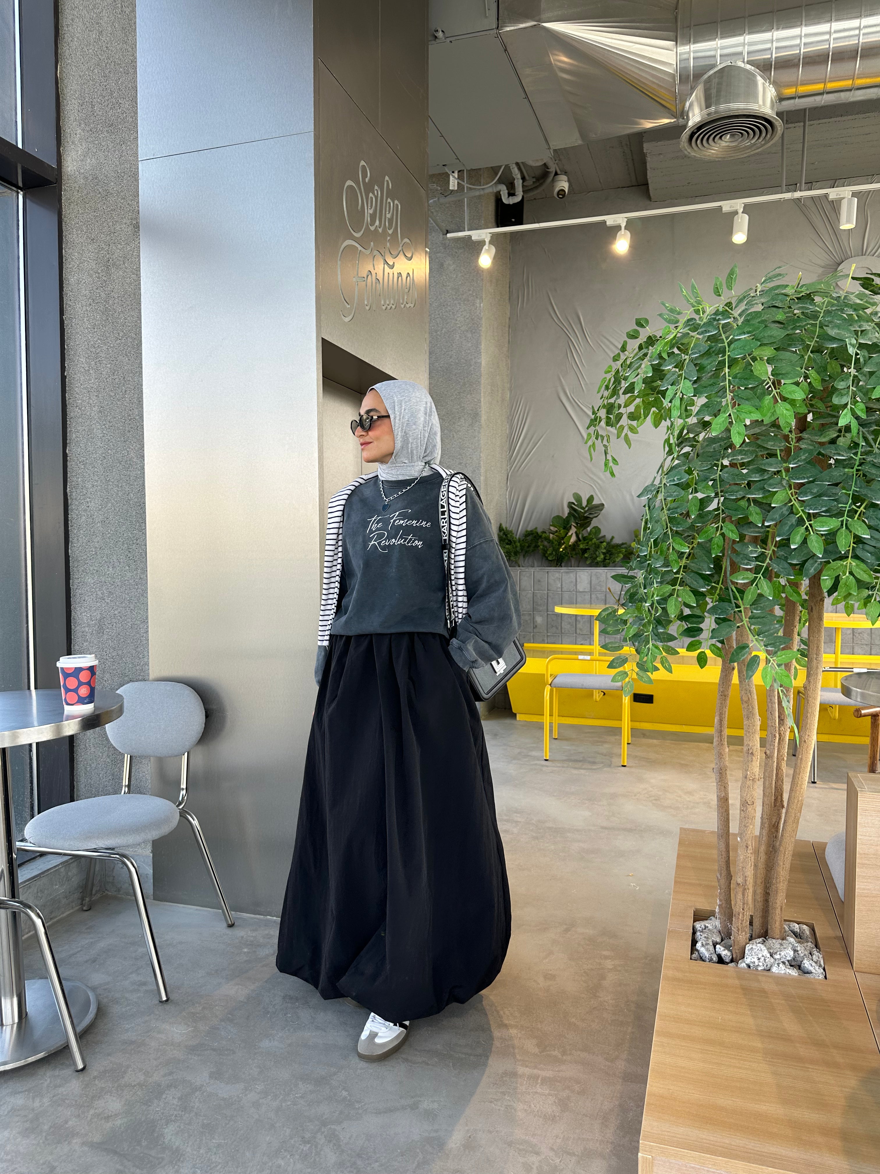 Waterproof balloon skirt